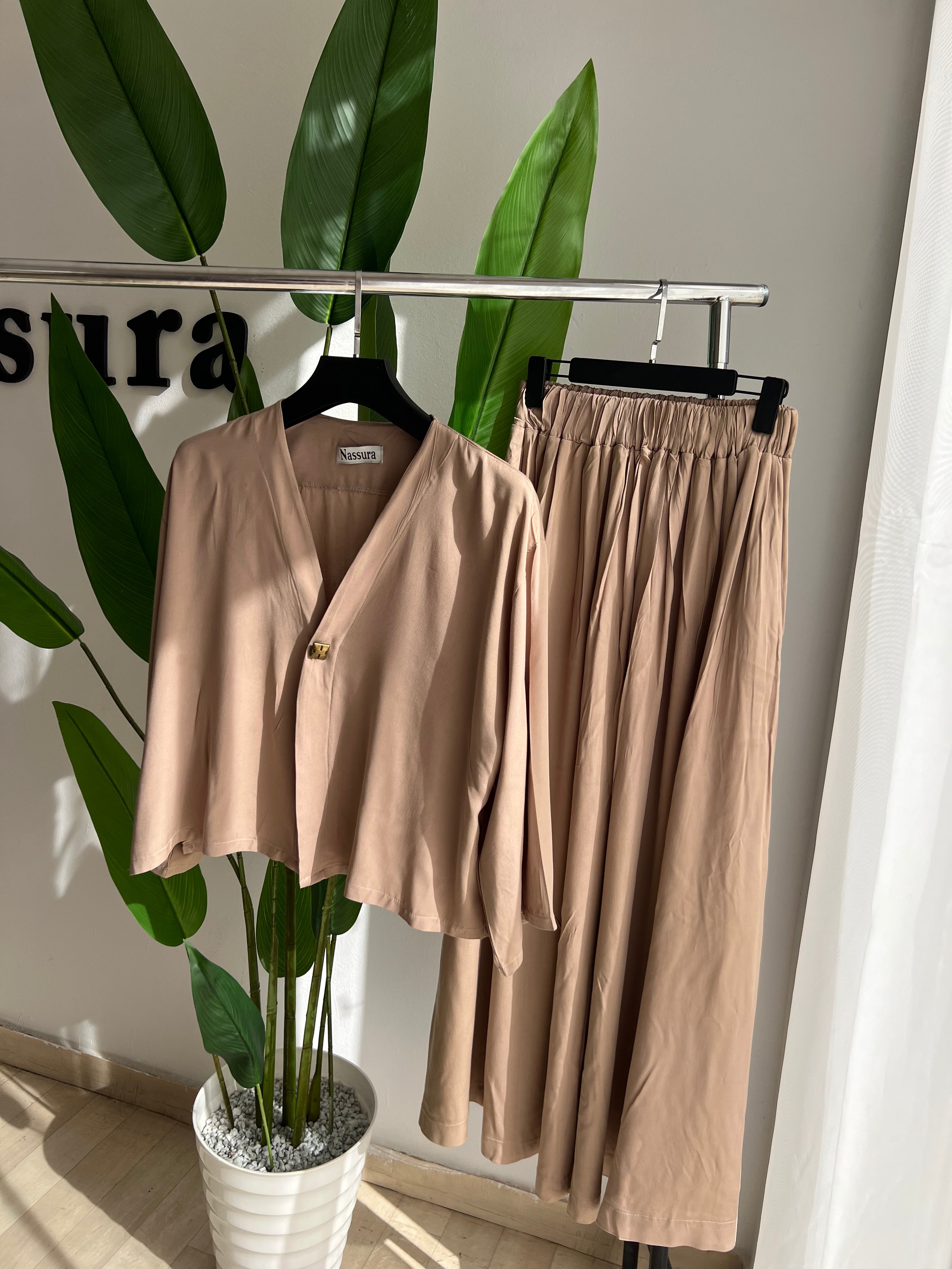 ENSEMBLE PIERE EN CREPE