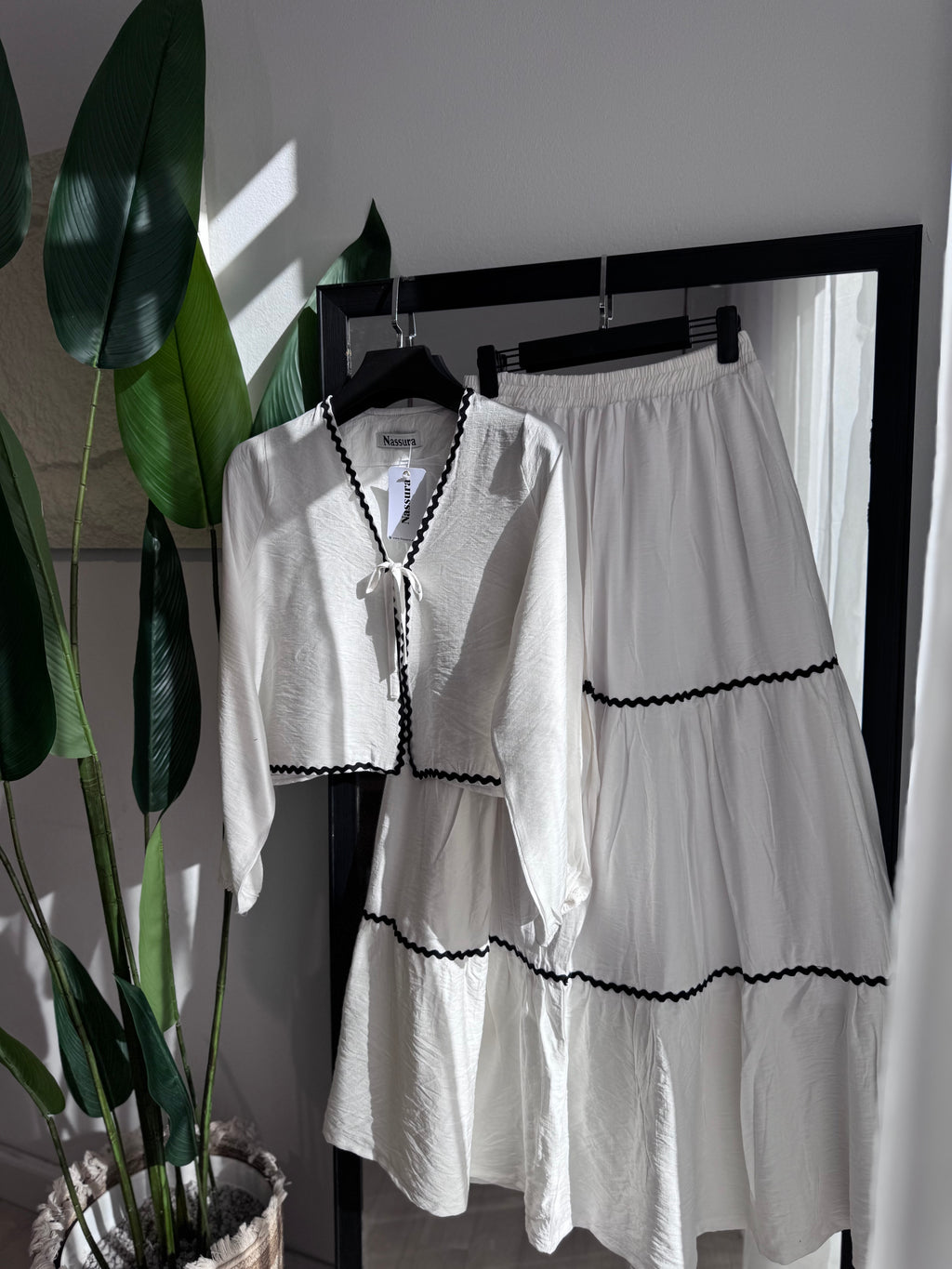 Ensemble "WAVES" en lin