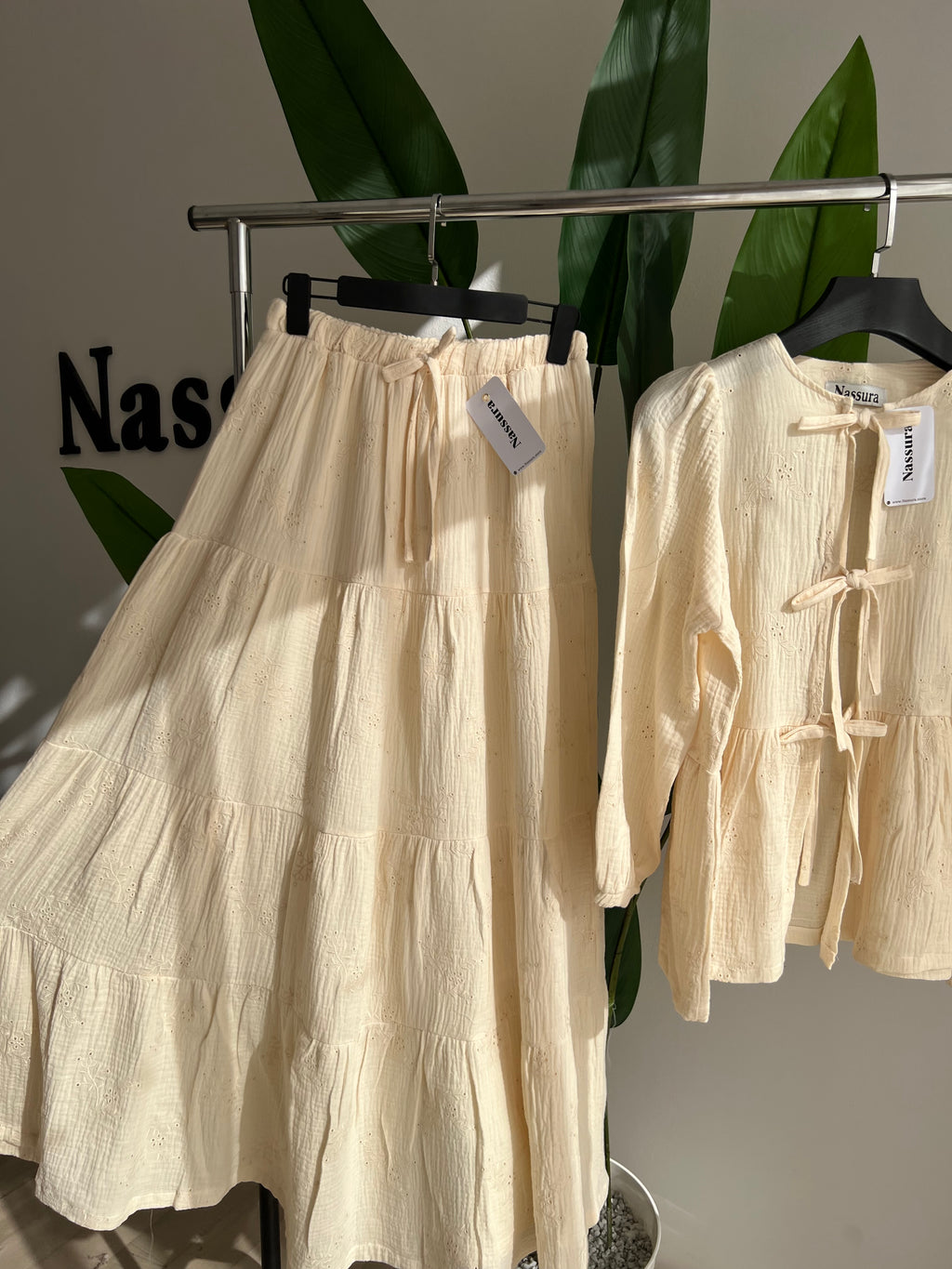 ENSEMBLE NULIFER EN BRAUDERIE ANGLAISE
