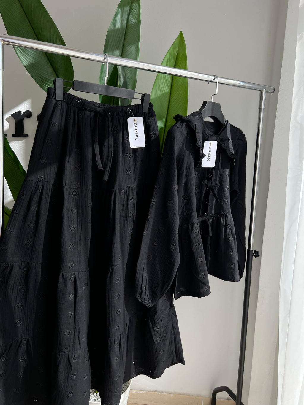 ENSEMBLE NULIFER EN BRAUDERIE ANGLAISE
