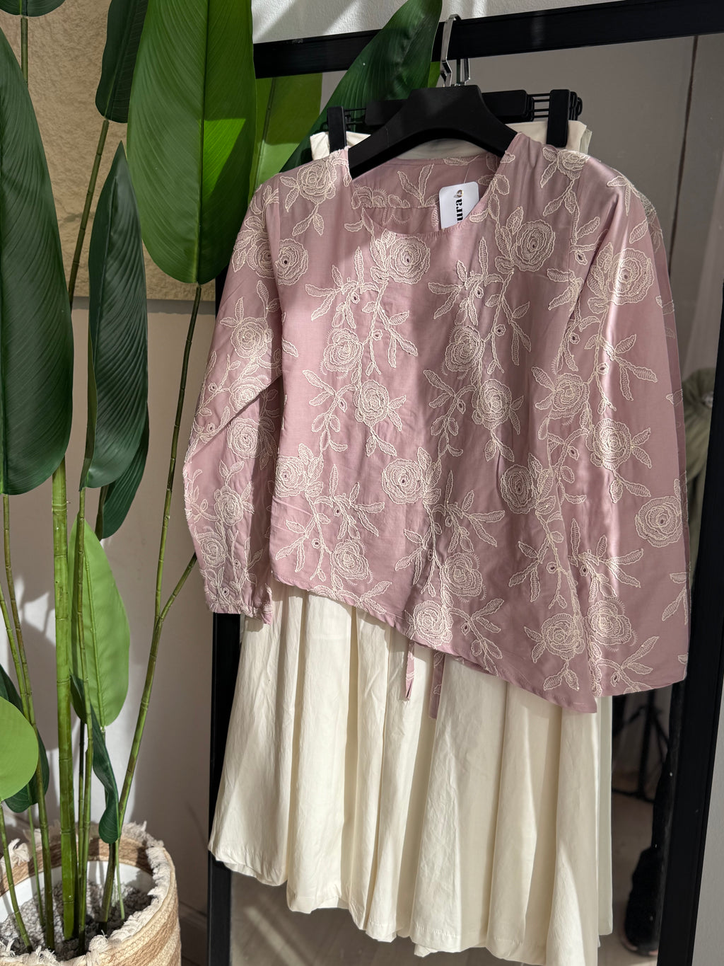 haut en popeline  broderie 3D