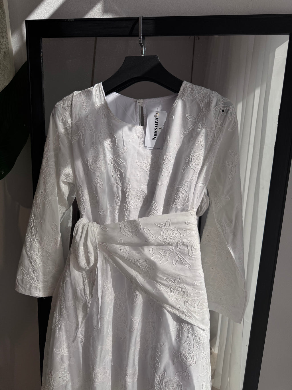 robe en popeline broderie 3d