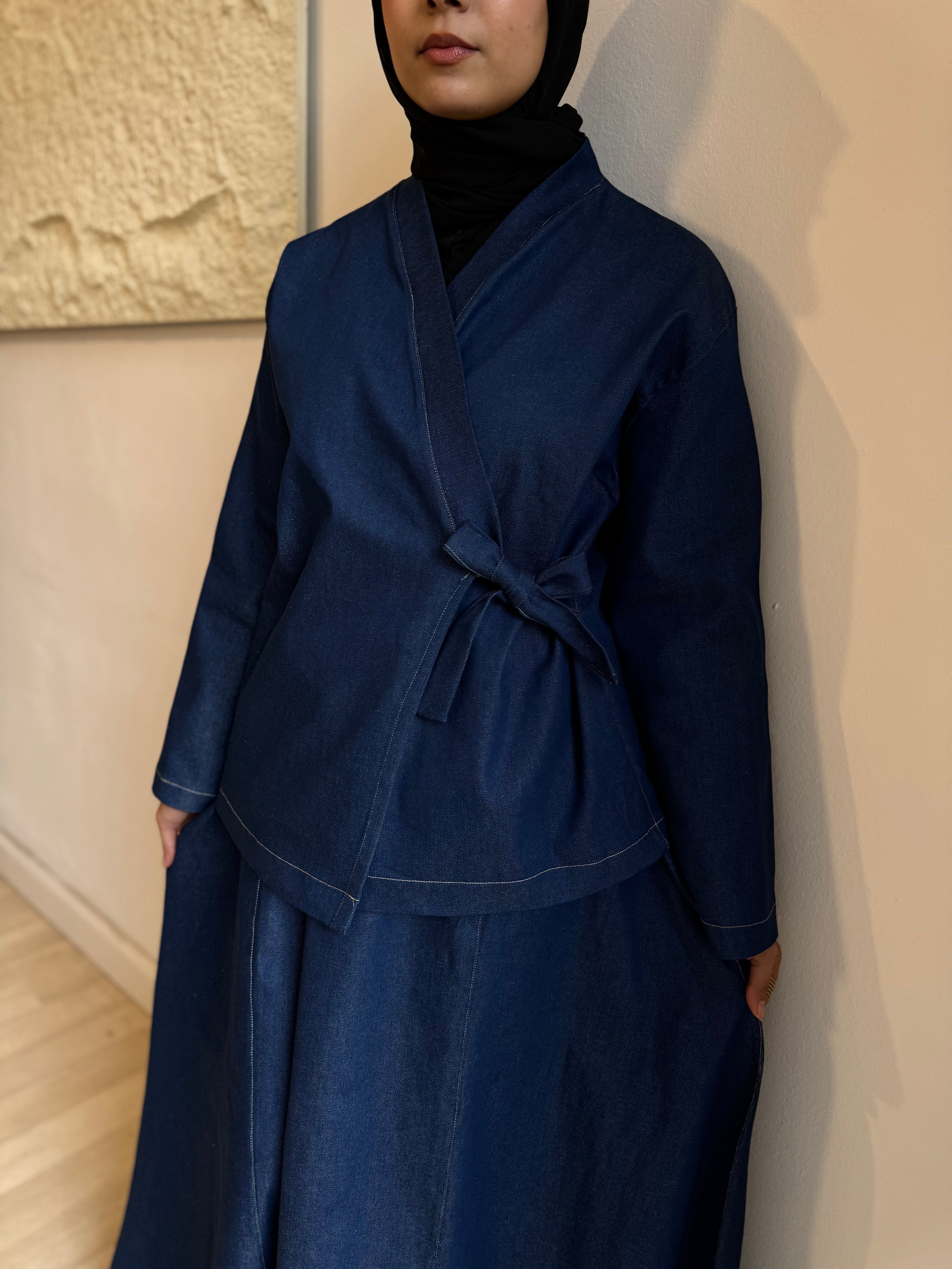 ENSEMBLE JAPONAISE EN JEANS 2 PIECES JUPE ET HAUT