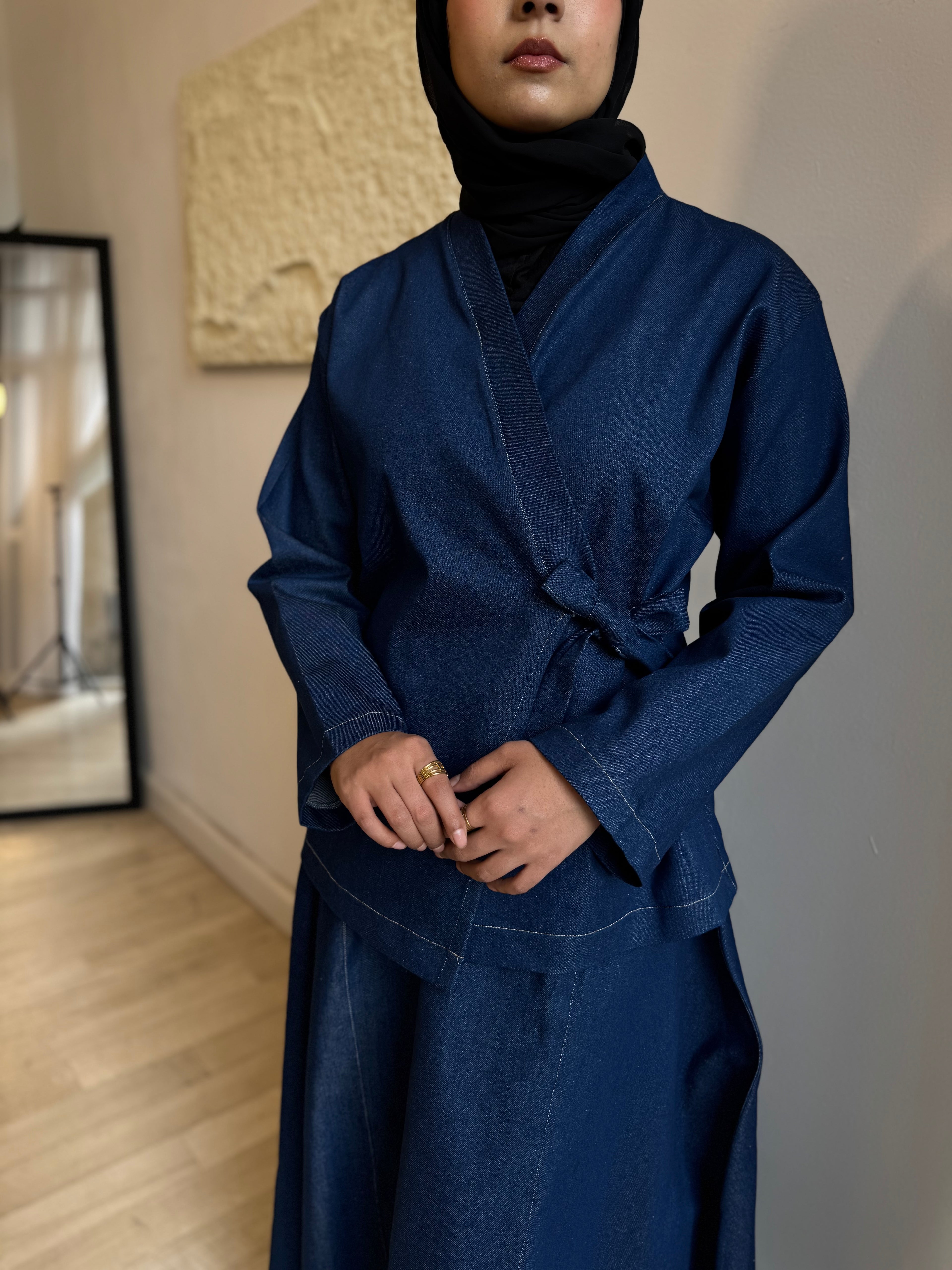ENSEMBLE JAPONAISE EN JEANS 2 PIECES JUPE ET HAUT