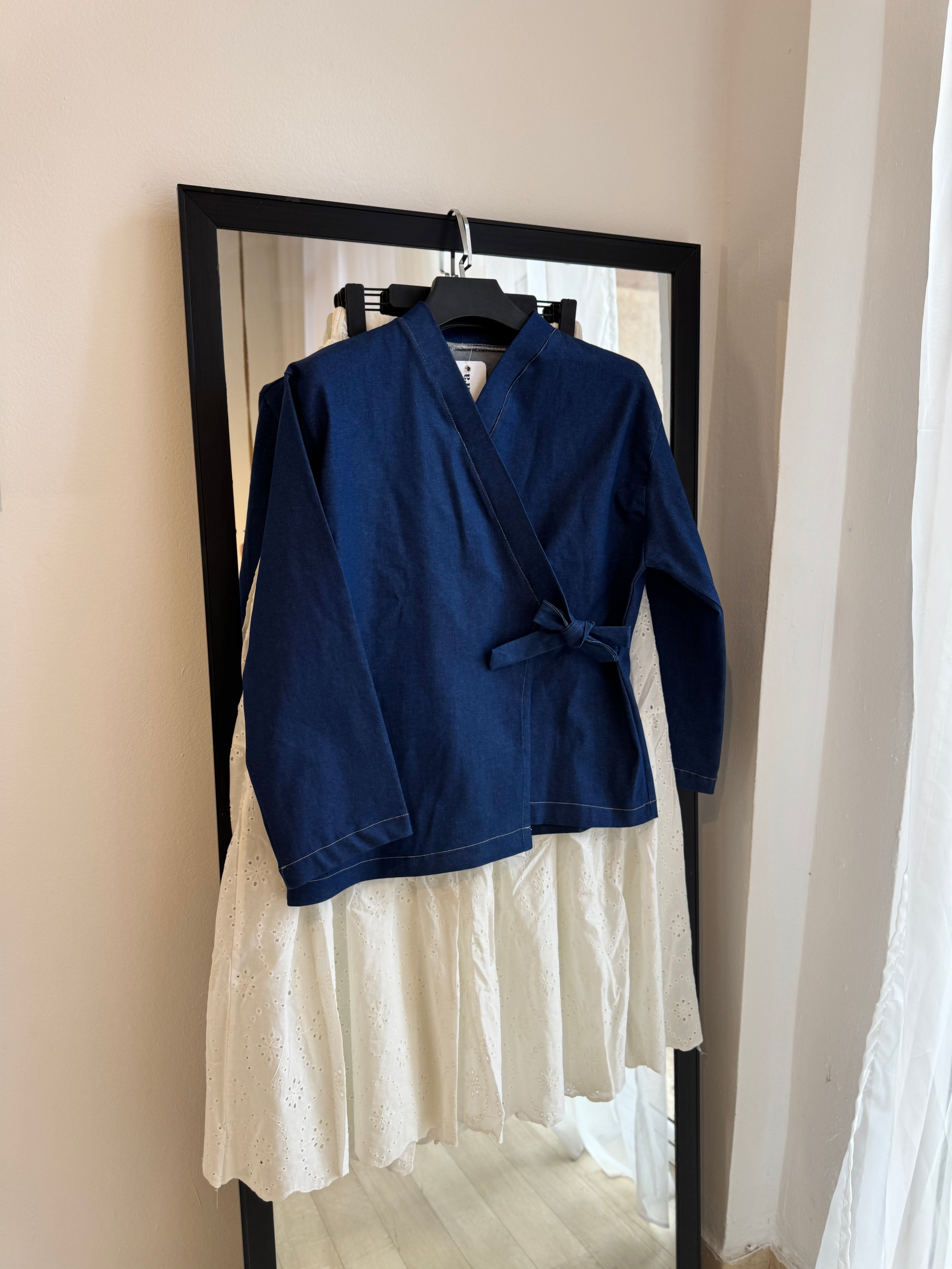 HAUT JAPONAIS EN JEANS