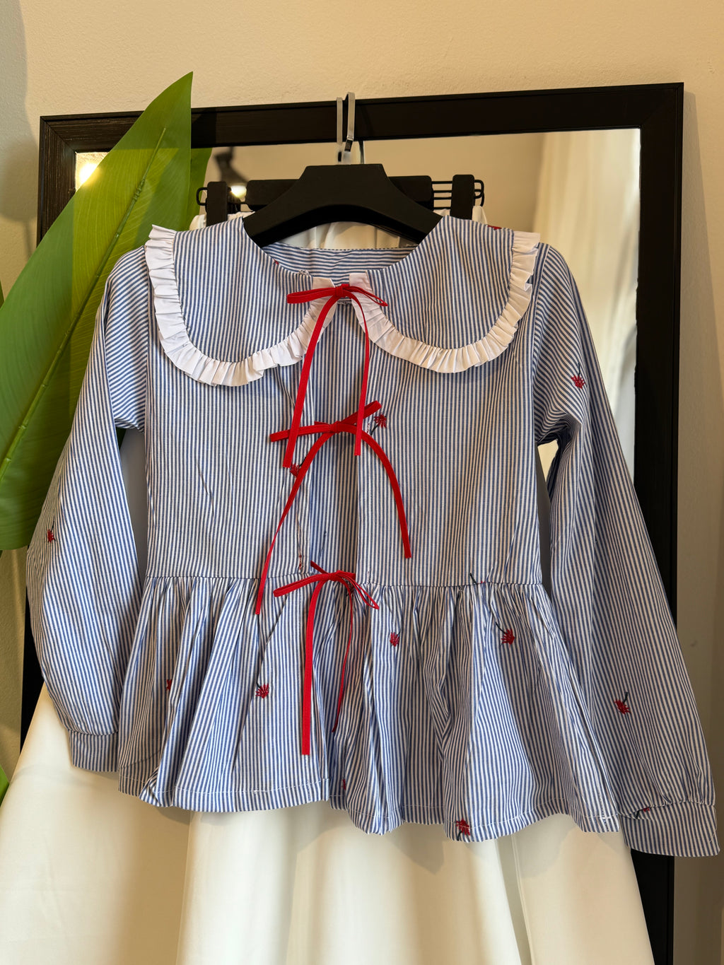le haut fleur en broderie et popeline coton