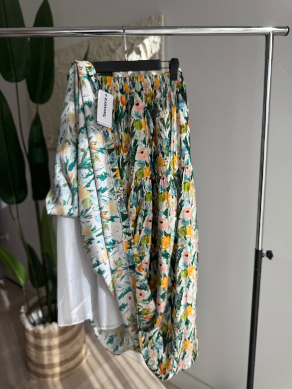 Jupe a fleur en lin avec doublure